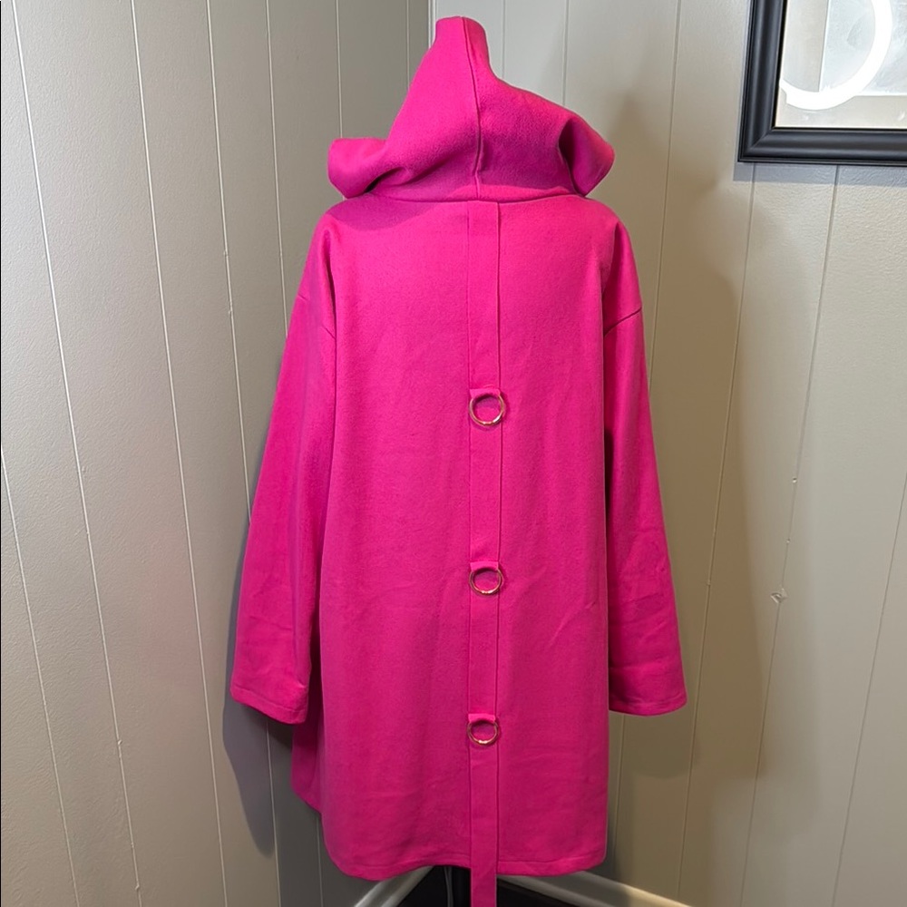 B1 Vibrant Pink Women's 3XL Hooded Coat with Back Ring Embellishments - Picture 3 of 7